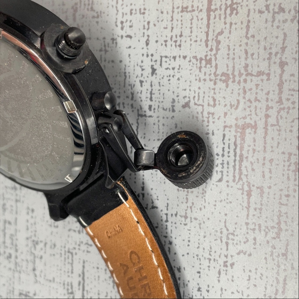 Men’s Watch - Picture 5 of 11